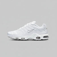 NIKE TN TRIPLE WHITE