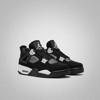 JORDAN RETRO 4