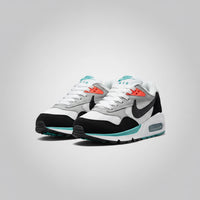 NIKE AIR MAX CORRELATE
