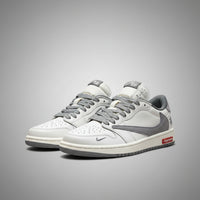 NIKE SB SUPREME