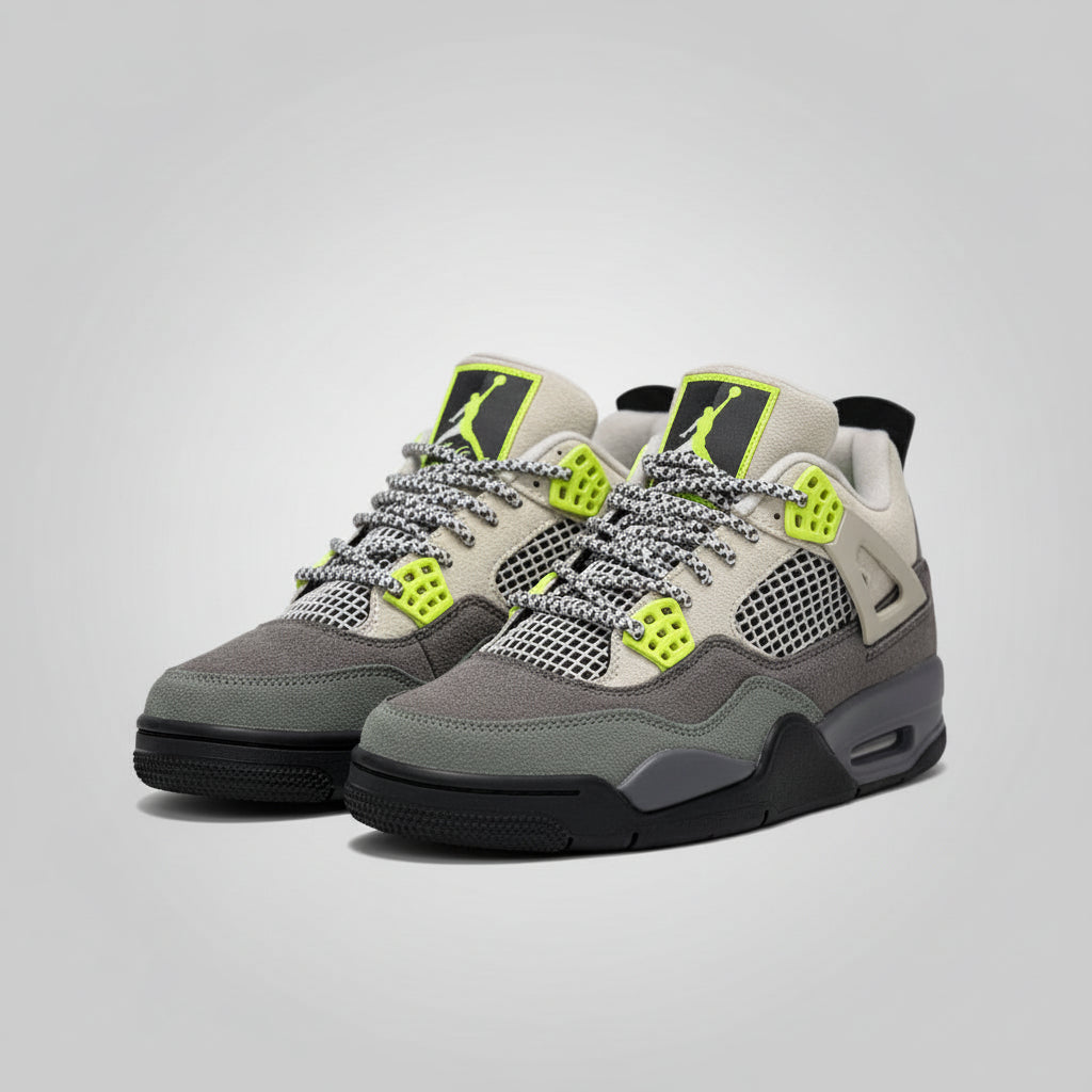 JORDAN RETRO 4