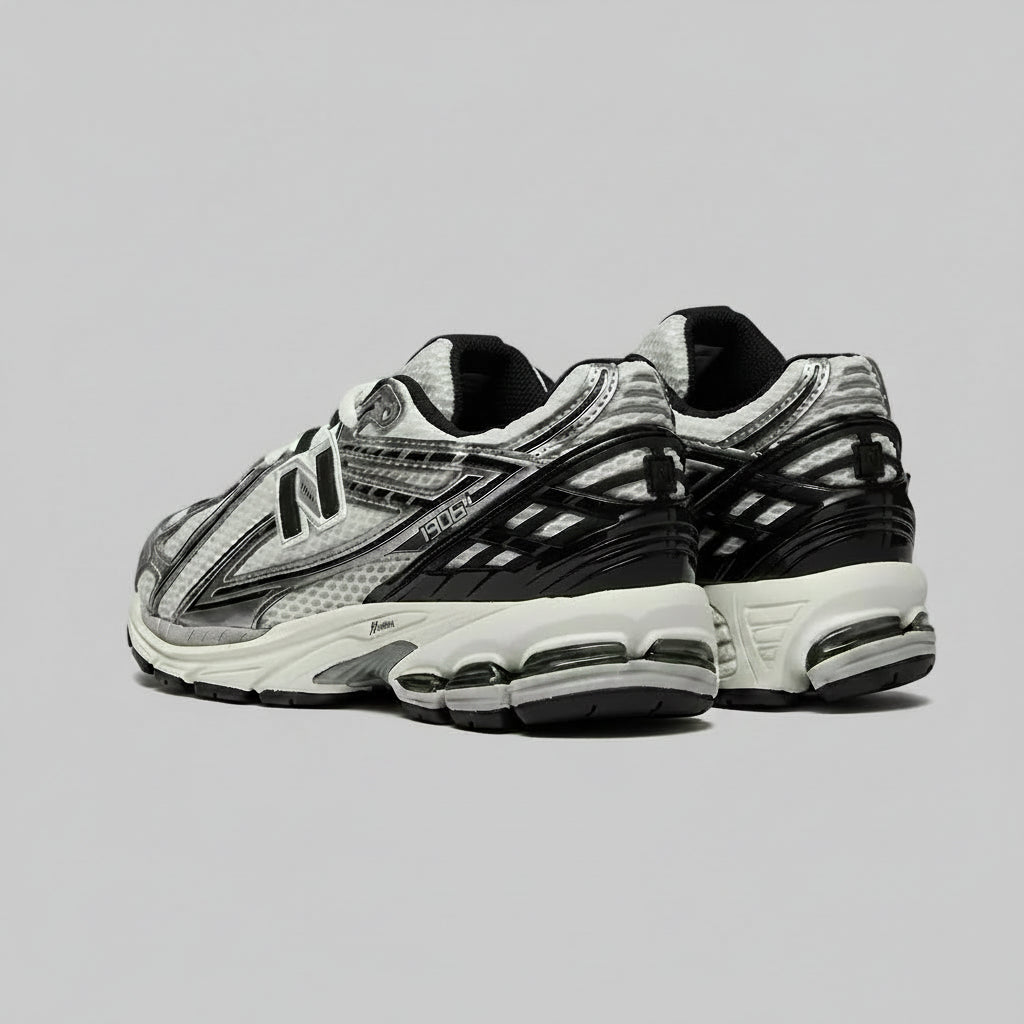 NEW BALANCE 1906R SILVER METALLIC BLACK