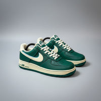 NIKE AF1