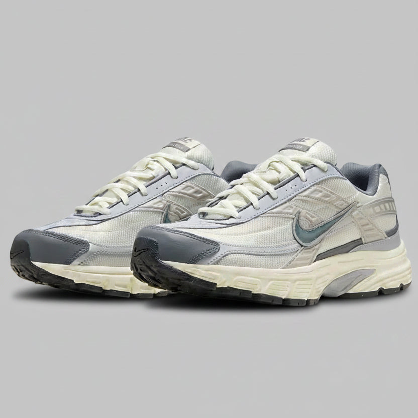 NIKE INITIATOR SILVER GREY