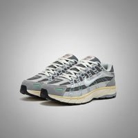 NIKE P6000 SILVER GREY
