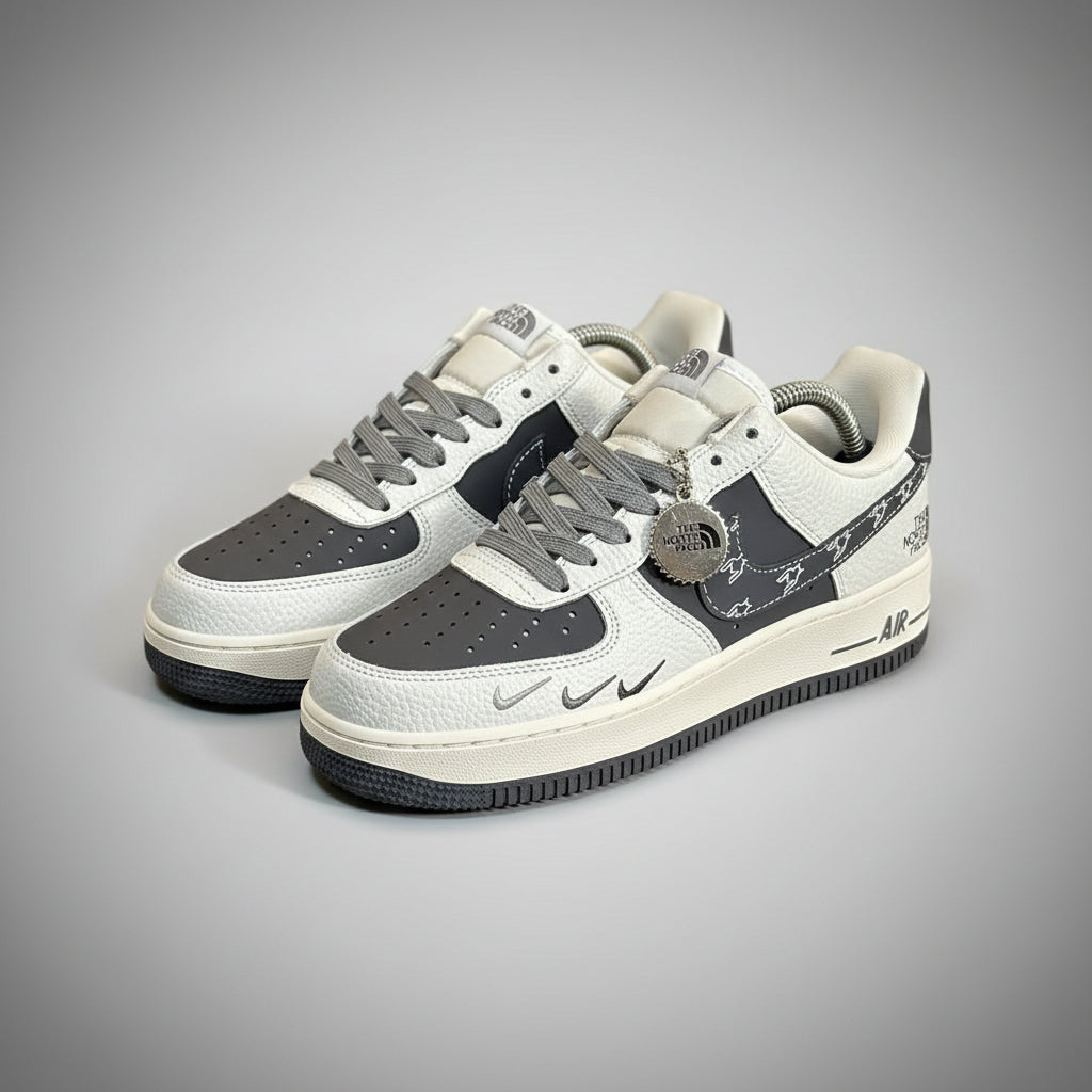 NIKE AF1