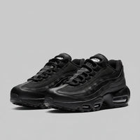 NIKE AIR MAX 95 TRIPLE BLACK