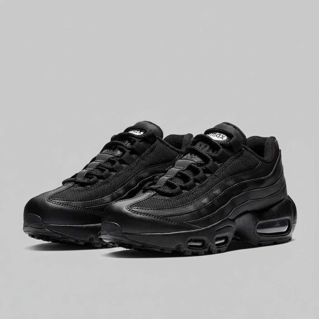 NIKE AIR MAX 95 TRIPLE BLACK