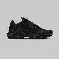 NIKE AIR MAX TRIPLE BLACK