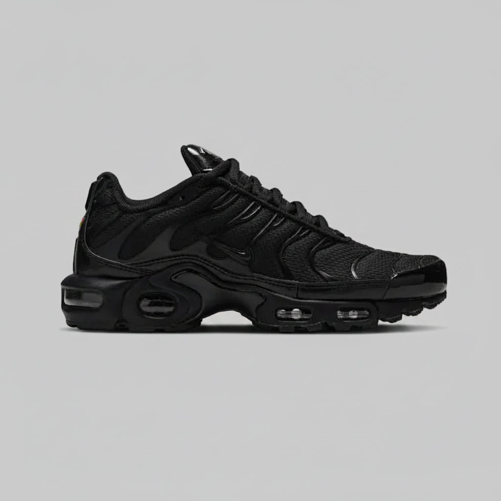NIKE AIR MAX TRIPLE BLACK