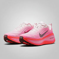 NIKE ZOOM VOMERO 18