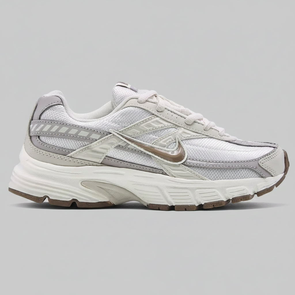 NIKE INITIATOR SAIL